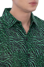 Load image into Gallery viewer, Green Wave Linen Effect Mens Textured Hawaiian Shirt