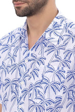 Cargar imagen en el visor de la galería, Tropical Allover Blue Palm Tree Printed White Men&#39;s Linen Effect Shirt